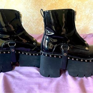 Demonia platforms Size 8